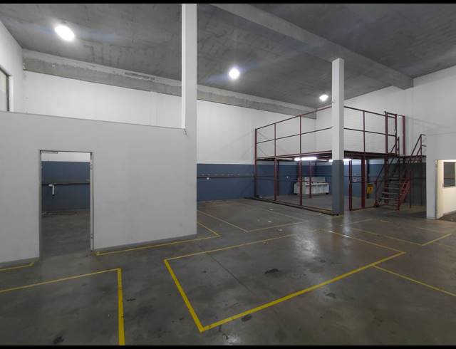 342M² WAREHOUSE TO LET IN POMONA